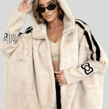 Beatrix – Eleganter Wintermantel mit Fell