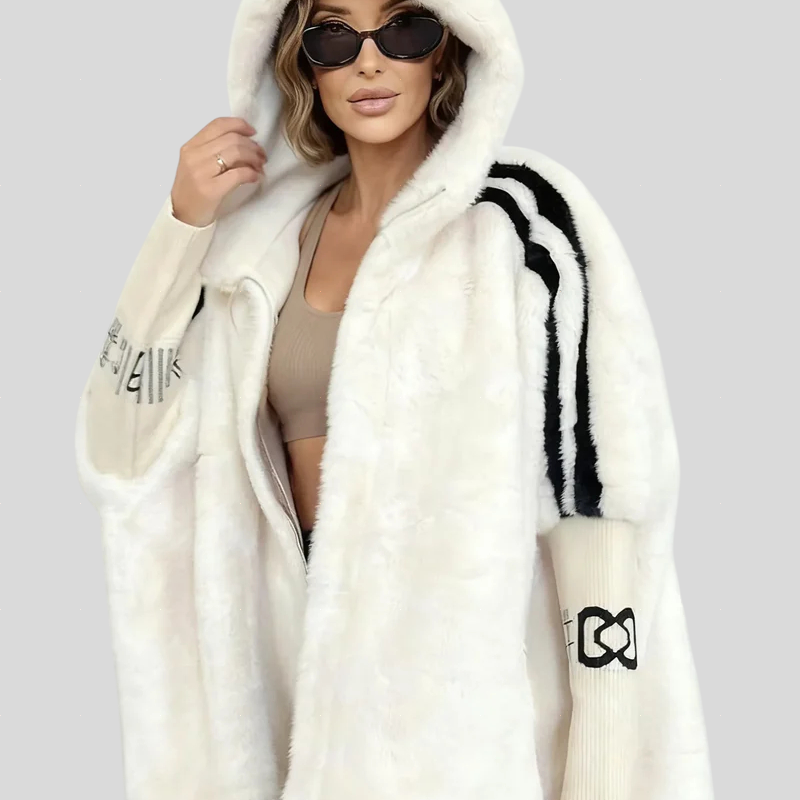 Beatrix – Eleganter Wintermantel mit Fell