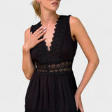 Elena - Elegantes Spitzenkleid mit V-Ausschnitt