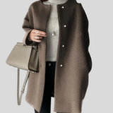 Lia – Eleganter Mantel im Geraden Schnitt