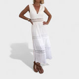 Elena - Elegantes Spitzenkleid mit V-Ausschnitt