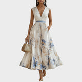 Rita - Elegantes Blumen-Ceremonienkleid in Blau und Weiß