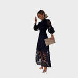 Danica - Spitzenkleid mit Puffärmeln und hohem Kragen