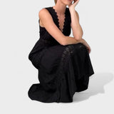 Elena - Elegantes Spitzenkleid mit V-Ausschnitt