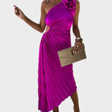 Nika - Elegantes Kleid mit Falten an der Schulter